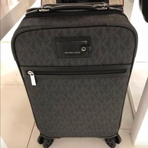 🌻SOLD🌻 Michael Kors Suitcase!